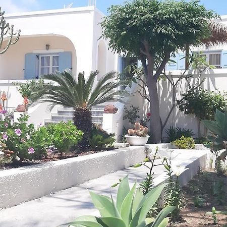 Villa Nikos Karamolegkos Kamari Exteriör bild