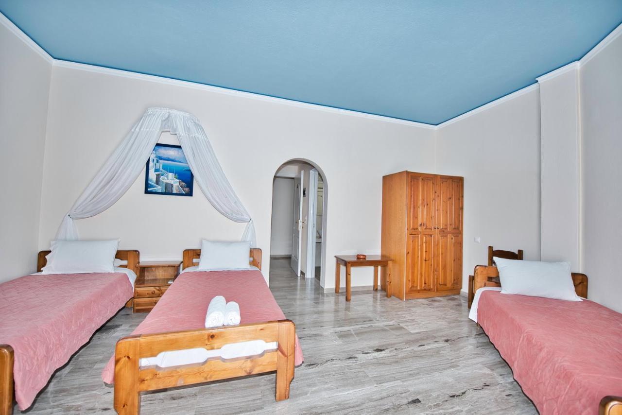 Villa Nikos Karamolegkos Kamari Exteriör bild