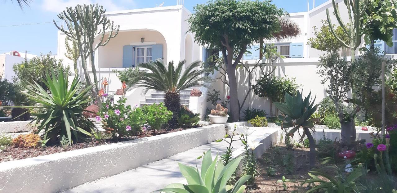 Villa Nikos Karamolegkos Kamari Exteriör bild